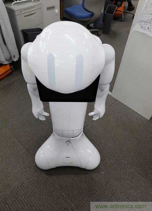 拆解筆記本不過癮，那就來拆拆日本情感機(jī)器人吧！