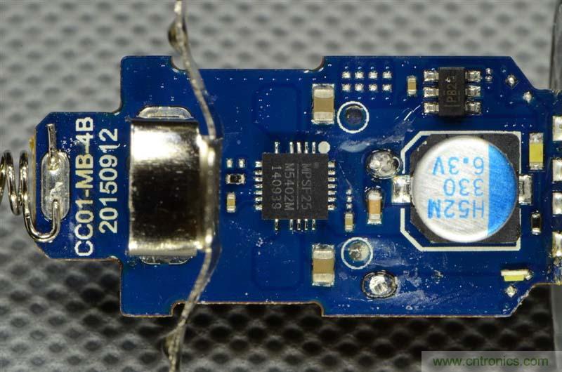 小米車載充電器拆解評測：49元能讓這枚&ldquo;子彈&rdquo;飛多遠(yuǎn)？