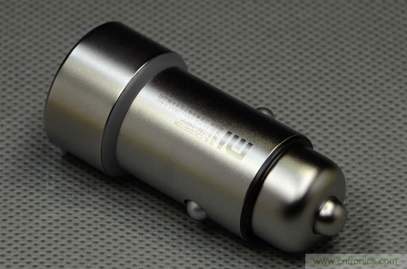 小米車載充電器拆解評測：49元能讓這枚&ldquo;子彈&rdquo;飛多遠(yuǎn)？