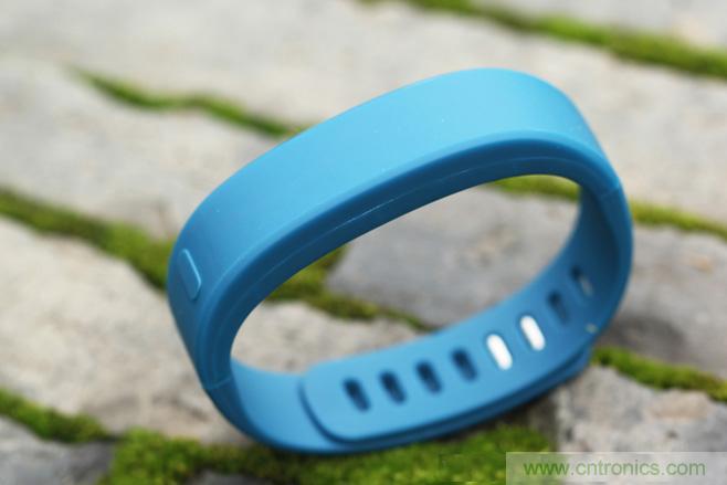 咕咚智能手環(huán)2上手評測：功能齊全，細(xì)節(jié)欠缺