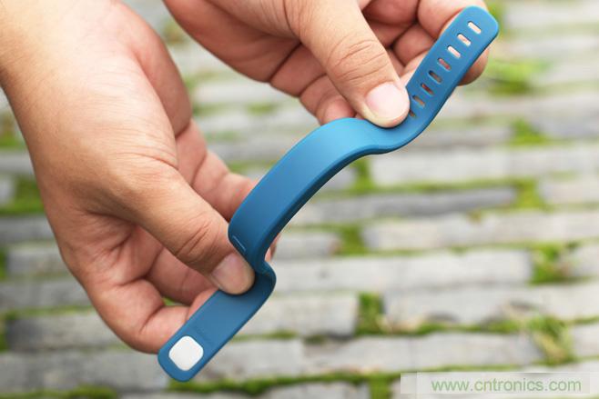 咕咚智能手環(huán)2上手評測：功能齊全，細(xì)節(jié)欠缺