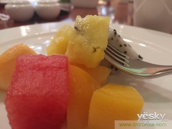 新旗艦Mate 8全評測：橫空出世！能否延續(xù)一機難求？