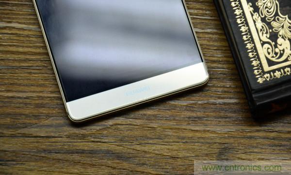 新旗艦Mate 8全評測：橫空出世！能否延續(xù)一機難求？