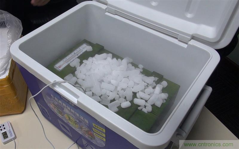 手機抗凍性能大挑戰(zhàn):iPhone被完爆