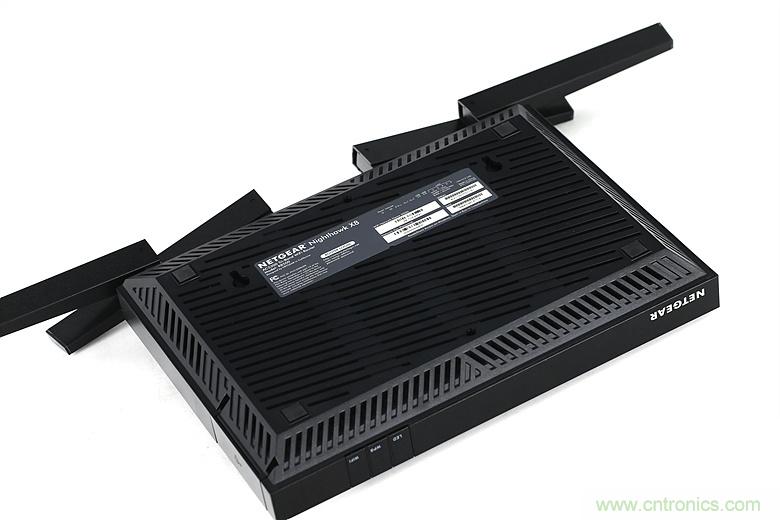 無(wú)線(xiàn)性能很野蠻的上網(wǎng)&ldquo;指揮官&rdquo;&mdash;&mdash;網(wǎng)件R8500