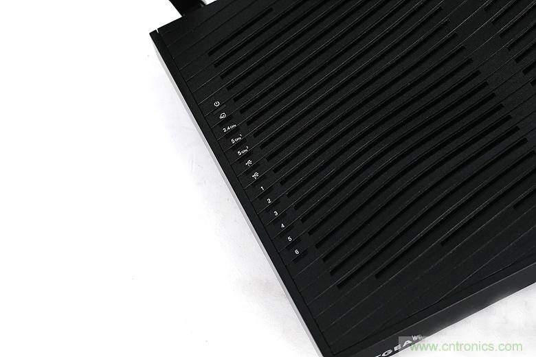 無(wú)線(xiàn)性能很野蠻的上網(wǎng)&ldquo;指揮官&rdquo;&mdash;&mdash;網(wǎng)件R8500