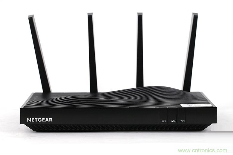 無(wú)線(xiàn)性能很野蠻的上網(wǎng)&ldquo;指揮官&rdquo;&mdash;&mdash;網(wǎng)件R8500