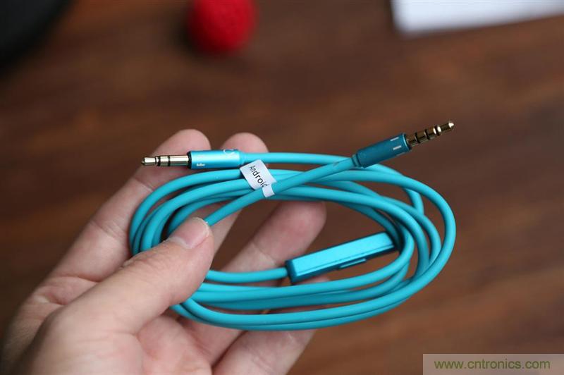 頭條哥的夢(mèng)想之作！FIIL耳機(jī)能讓汪峰上頭條否？