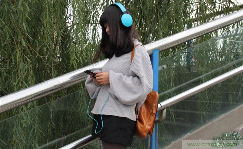 頭條哥的夢(mèng)想之作！FIIL耳機(jī)能讓汪峰上頭條否？