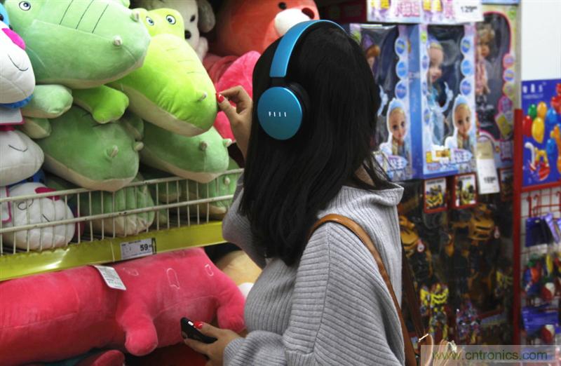 頭條哥的夢(mèng)想之作！FIIL耳機(jī)能讓汪峰上頭條否？