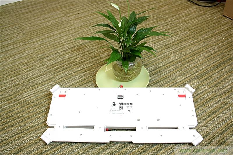 曾經(jīng)的網(wǎng)吧統(tǒng)治者&mdash;雙飛燕血手幽靈機(jī)械鍵盤，真世界最快？