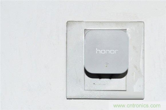 大House也能隨心連，榮耀WiFi穿墻寶評(píng)測