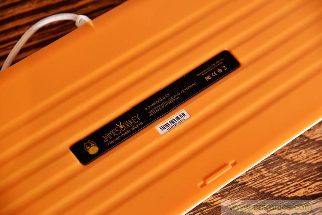 左手寫(xiě)愛(ài)，右手寫(xiě)他&mdash;&mdash;從此鍵盤(pán)鼠標(biāo)不分家！