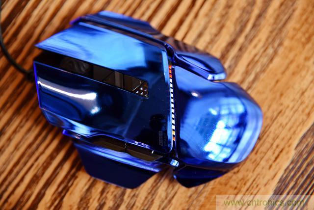 左手寫(xiě)愛(ài)，右手寫(xiě)他&mdash;&mdash;從此鍵盤(pán)鼠標(biāo)不分家！