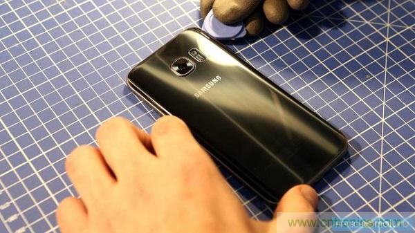 三星S7手機僅靠粘膠防水，也是沒&ldquo;sei&rdquo;了！