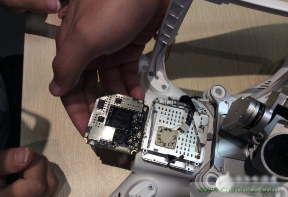 真飛機(jī)拆不著，那就來(lái)拆拆無(wú)人機(jī)&ldquo;鼻祖&rdquo;大疆吧！