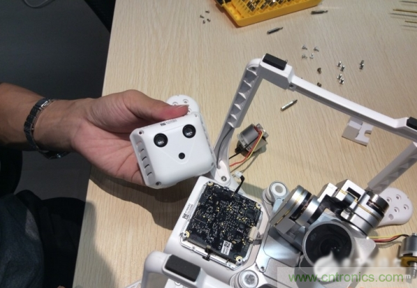 真飛機(jī)拆不著，那就來(lái)拆拆無(wú)人機(jī)&ldquo;鼻祖&rdquo;大疆吧！