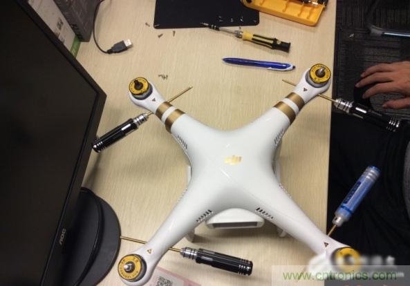 真飛機(jī)拆不著，那就來(lái)拆拆無(wú)人機(jī)&ldquo;鼻祖&rdquo;大疆吧！