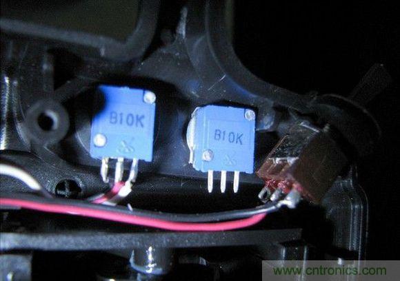 無人機(jī) DIY 制作全過程，酷得不要不要的！