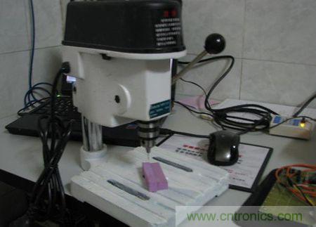 無人機(jī) DIY 制作全過程，酷得不要不要的！