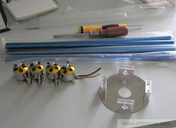 無人機(jī) DIY 制作全過程，酷得不要不要的！