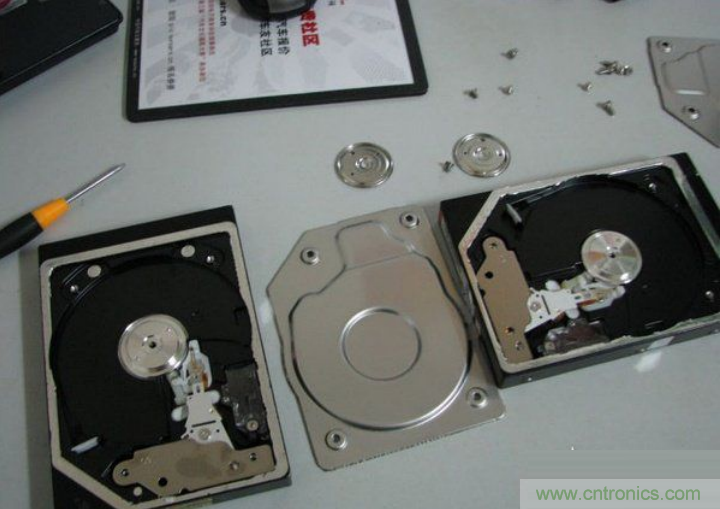 無人機(jī) DIY 制作全過程，酷得不要不要的！