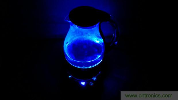 新的智能養(yǎng)生之道，從一個易叮云智能水壺開始