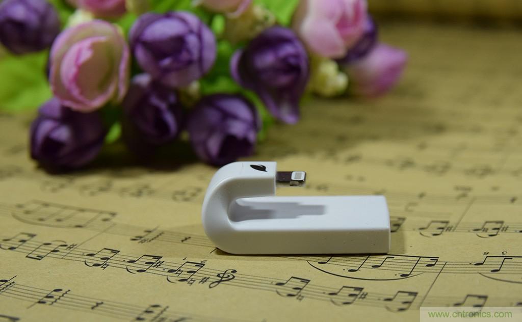 不越獄，就能隨意給iPad增容的影音娛樂(lè)利器