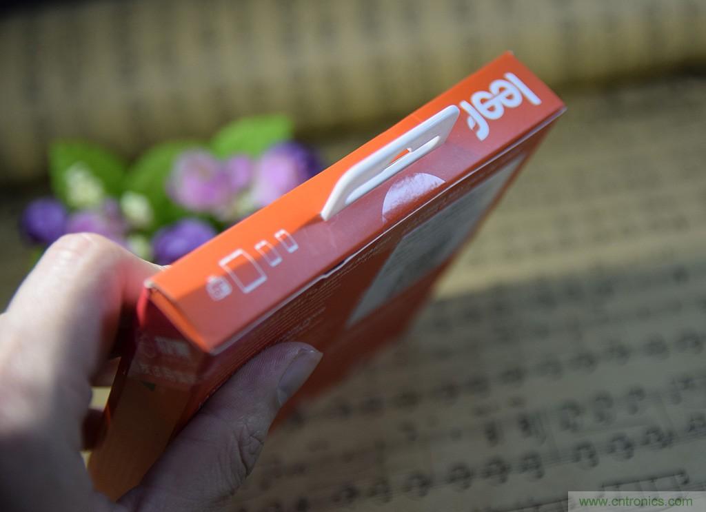 不越獄，就能隨意給iPad增容的影音娛樂(lè)利器