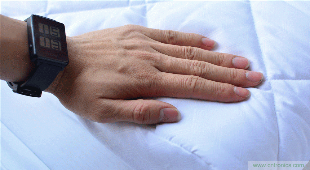 這個(gè)枕頭不僅能挽救睡眠還能挽救婚姻！