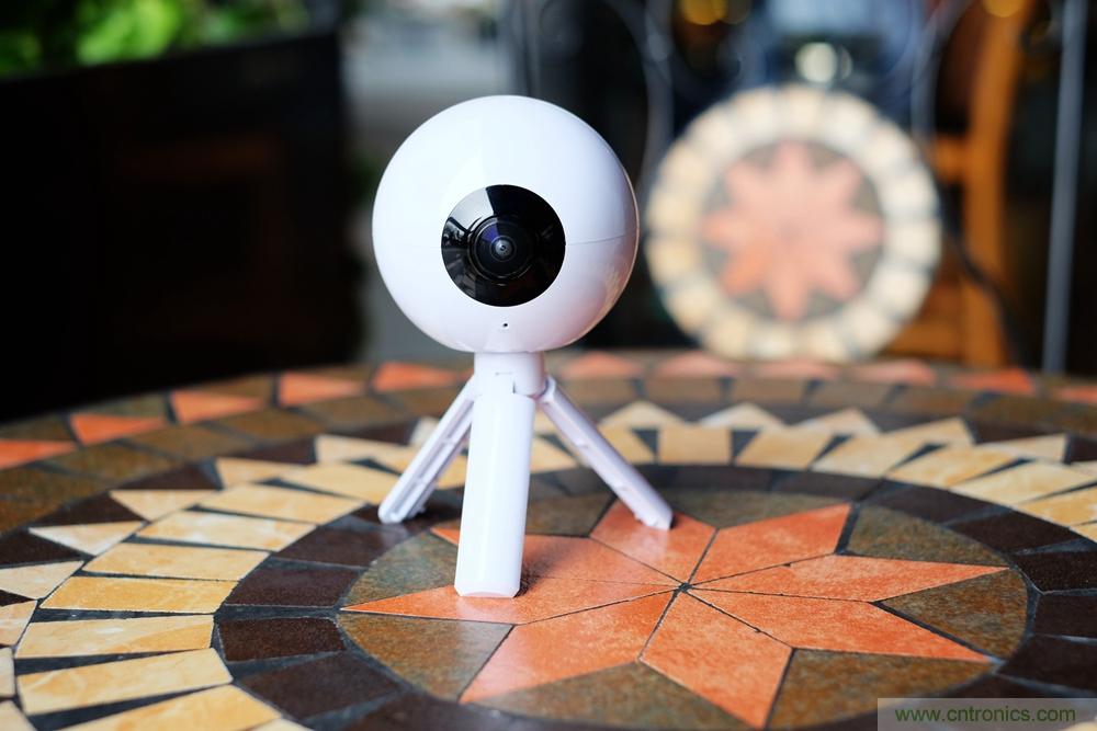 造型神似BB8，讓照片翻滾起來&mdash;&mdash;暴風(fēng)魔眼