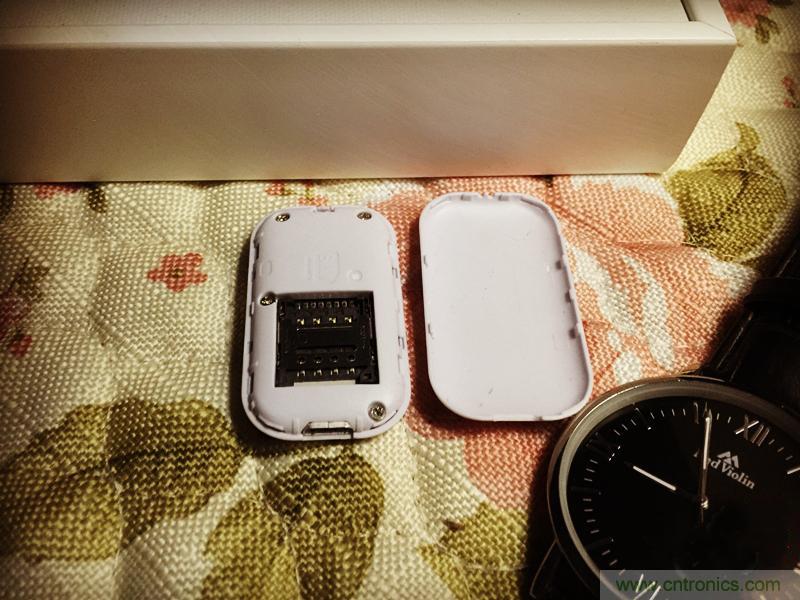 &ldquo;雙享號(hào)&rdquo;讓 iPhone 實(shí)現(xiàn)雙卡雙待，So easy！