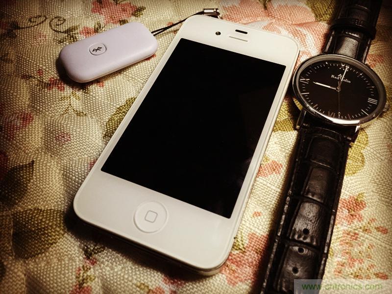 &ldquo;雙享號(hào)&rdquo;讓 iPhone 實(shí)現(xiàn)雙卡雙待，So easy！