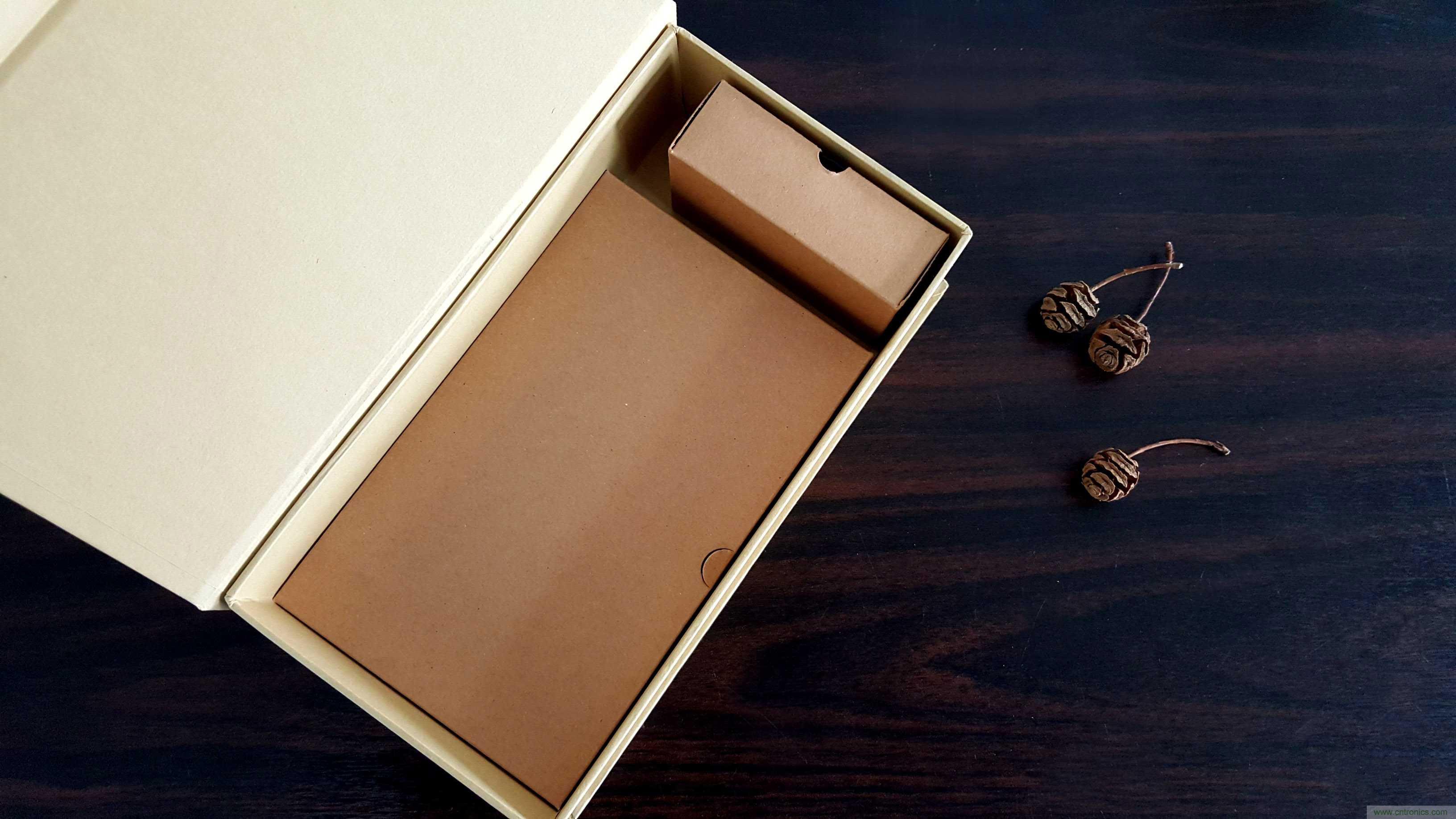 搞怪&ldquo;美人魚&rdquo;盡享靈克藍牙音箱的天籟之音！