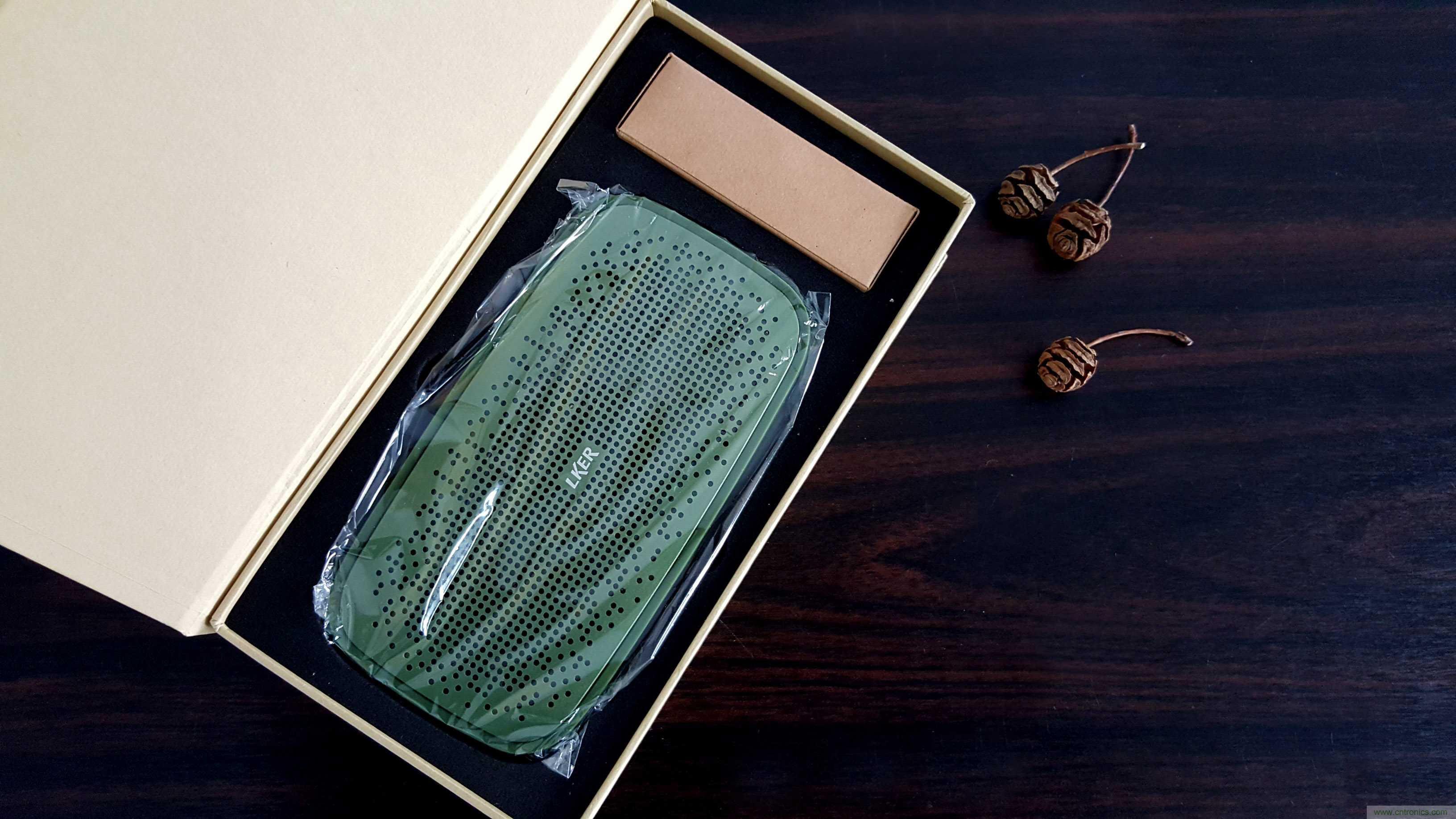 搞怪&ldquo;美人魚&rdquo;盡享靈克藍牙音箱的天籟之音！