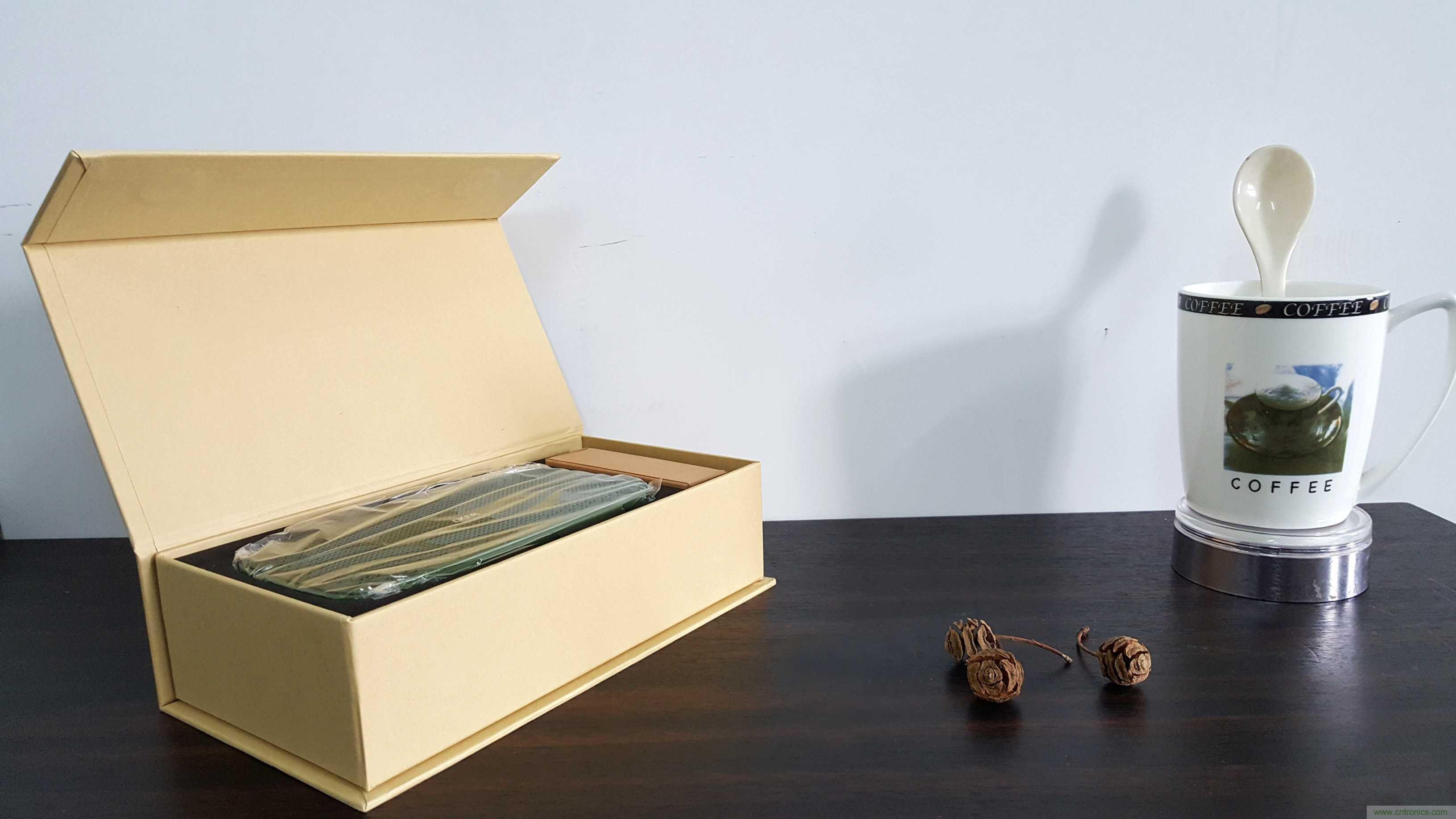 搞怪&ldquo;美人魚&rdquo;盡享靈克藍牙音箱的天籟之音！