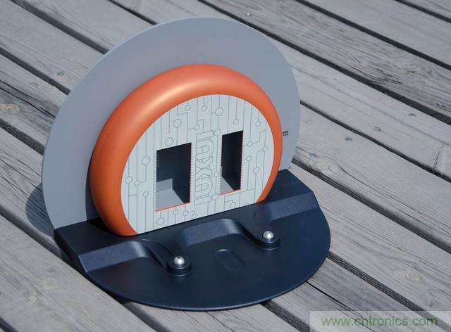 智能導(dǎo)航掃地機(jī)器人，以內(nèi)更靠譜！