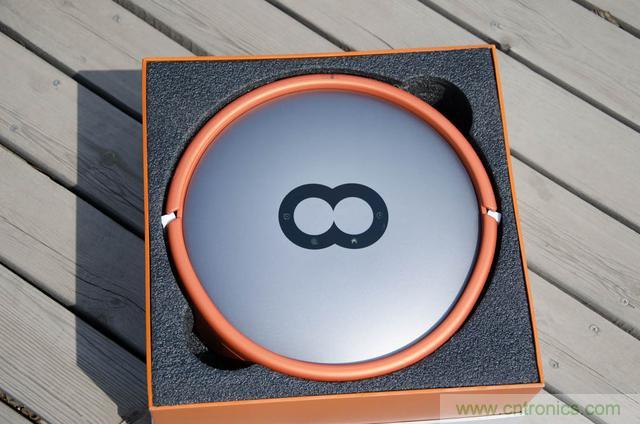 智能導(dǎo)航掃地機(jī)器人，以內(nèi)更靠譜！