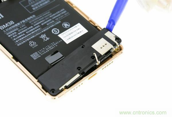 小米手機(jī)4S超詳細(xì)拆解:內(nèi)外硬件大升級(jí)