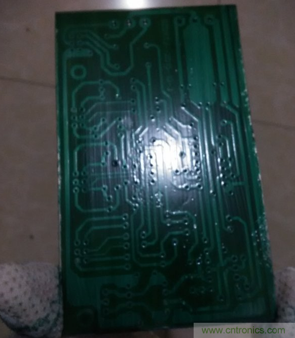 嘗試了四次PCB制作， 最后一發(fā)算是成功了