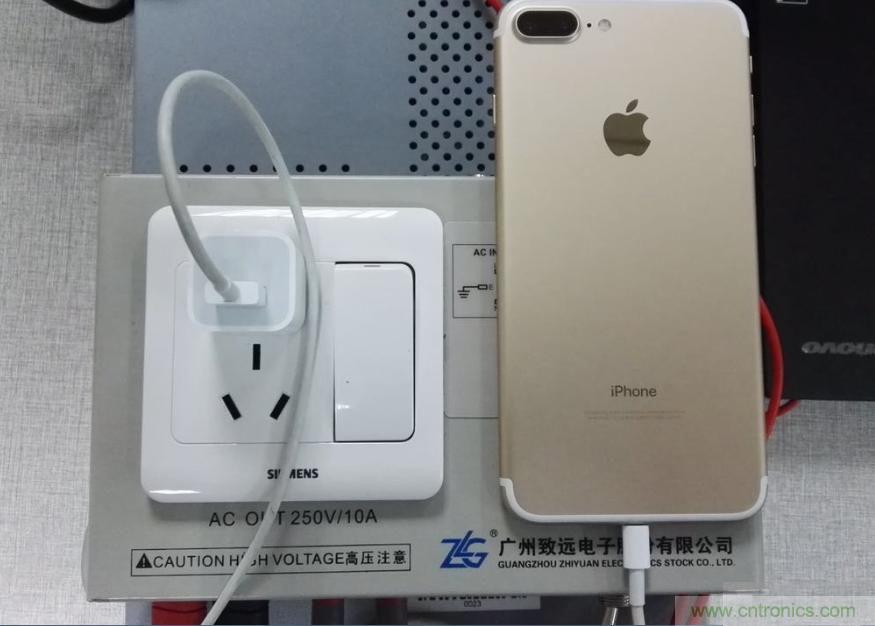 &ldquo;瘋7&rdquo;手機(jī)充電實(shí)測：為何沿用傳統(tǒng)充電模式？