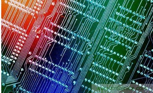 【導(dǎo)讀】對于一個新設(shè)計的電路板，調(diào)試起來往往會遇到一些困難，特別是當板比較大、元件比較多時，往往無從下手。但如果掌握好一套合理的調(diào)試方法，調(diào)試起來將會事半功倍。  對于剛拿回來的新PCB板，我們首先要大概觀察一下，板上是否存在問題，例如是否有明顯的裂痕，有無短路、開路等現(xiàn)象。如果有必要的話，可以檢查一下電源跟地線之間的電阻是否足夠大。  然后就是安裝元件了。相互獨立的模塊，如果您沒有把握保證它們工作正常時，最好不要全部都裝上，而是一部分一部分的裝上（對于比較小的電路，可以一次全部裝上），這樣容易確定故障范圍，免得到時遇到問題時，無從下手。一般來說，可以把電源部分先裝好，然后就上電檢測電源輸出電壓是否正常。如果在上電時您沒有太大的把握（即使有很大的把握，也建議您加上一個保險絲，以防萬一），可考慮使用帶限流功能的可調(diào)穩(wěn)壓電源。先預(yù)設(shè)好過流保護電流，然后將穩(wěn)壓電電源的電壓值慢慢往上調(diào)，并監(jiān)測輸入電流、輸入電壓以及輸出電壓。如果往上調(diào)的過程中，沒有出現(xiàn)過流保護等問題，且輸出電壓也達到了正常，則說明電源部分OK。反之，則要斷開電源，尋找故障點，并重復(fù)上述步驟，直到電源正常為止。  接下來逐漸安裝其它模塊，每安裝好一個模塊，就上電測試一下，上電時也是按照上面的步驟，以避免因為設(shè)計錯誤或/和安裝錯誤而導(dǎo)致過流而燒壞元件。  PCB   尋找故障的辦法一般有下面幾種：  ①測量電壓法。首先要確認的是各芯片電源引腳的電壓是否正常，其次檢查各種參考電壓是否正常，另外還有各點的工作電壓是否正常等。例如，一般的硅三極管導(dǎo)通時，BE結(jié)電壓在0.7V左右，而CE結(jié)電壓則在0.3V左右或者更小。如果一個三極管的BE結(jié)電壓大于0.7V（特殊三極管除外，例如達林頓管等），可能就是BE結(jié)就開路。  ②信號注入法。將信號源加至輸入端，然后依次往后測量各點的波形，看是否正常，以找到故障點。有時我們也會用更簡單的辦法，例如用手握一個鑷子，去碰觸各級的輸入端，看輸出端是否有反應(yīng)，這在音頻、視頻等放大電路中常使用（但要注意，熱底板的電路或者電壓高的電路，不能使用此法，否則可能會導(dǎo)致觸電）。如果碰前一級沒有反應(yīng)，而碰后一級有反應(yīng)，則說明問題出在前一級，應(yīng)重點檢查。  ③當然，還有很多其它的尋找故障點的方法，例如看、聽、聞、摸等。&ldquo;看&rdquo;就是看元件有無明顯的機械損壞，例如破裂、燒黑、變形等;&ldquo;聽&rdquo;就是聽工作聲音是否正常，例如一些不該響的東西在響，該響的地方不響或者聲音不正常等;&ldquo;聞&rdquo;就是檢查是否有異味，例如燒焦的味道、電容電解液的味道等，對于一個有經(jīng)驗的電子維修人員來說，對這些氣味是很敏感的;&ldquo;摸&rdquo;就是用手去試探器件的溫度是否正常，例如太熱，或者太涼。一些功率器件，工作起來時會發(fā)熱，如果摸上去是涼的，則基本上可以判斷它沒有工作起來。但如果不該熱的地方熱了或者該熱的地方太熱了，那也是不行的。一般的功率三極管、穩(wěn)壓芯片等，工作在70度以下是完全沒問題的。70度大概是怎樣的一個概念呢？如果你將手壓上去，可以堅持三秒鐘以上，就說明溫度大概在70度以下（注意要先試探性的去摸，千萬別把手燙傷了）。  好了，關(guān)于調(diào)試的問題，我們今天就暫時講這么多，如果想要了解更多的調(diào)試方法和經(jīng)驗，可以去找一些家用電器維修的書來看看，一個好的設(shè)計人員，首先應(yīng)該是一個好的維修人員。