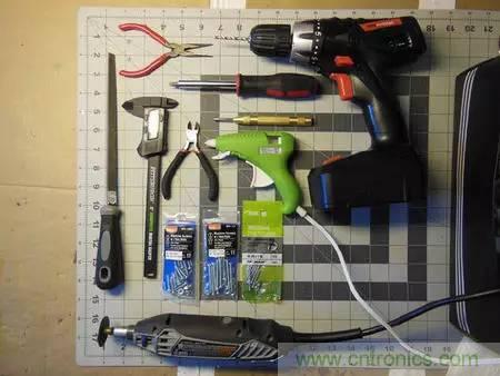 廢舊收音機(jī)如何變身成酷炫機(jī)器人？