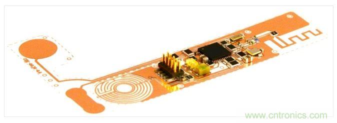 藍(lán)牙傳感器電路：可以折疊成想要的形狀，并用塑料制造出來(lái)。