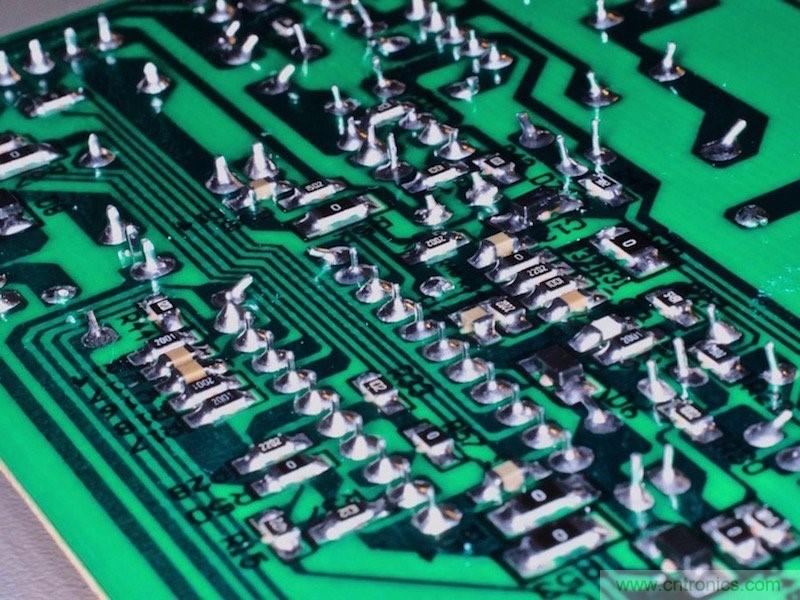 電磁爐里都用了哪些元器件？