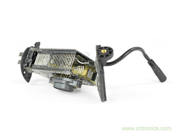 從電池到傳感器，完整拆解小米智能自行車