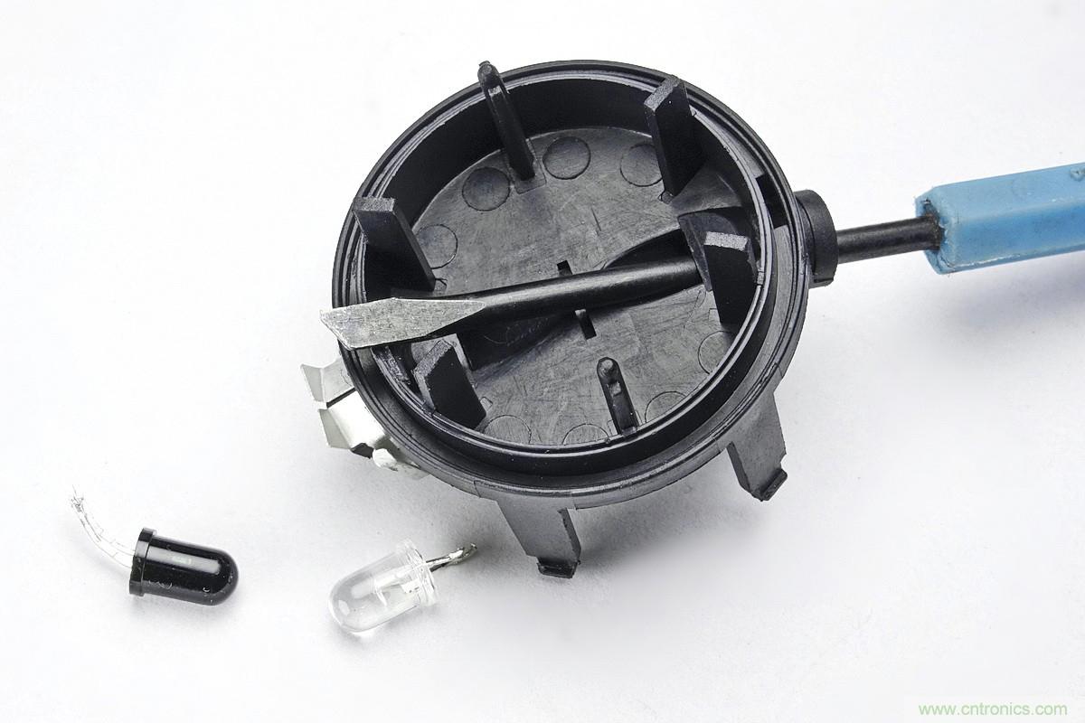 小米煙霧報警器拆解：一顆電池可用五年是如何做到的？