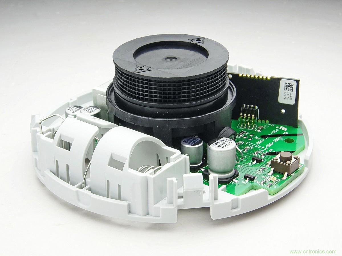 小米煙霧報警器拆解：一顆電池可用五年是如何做到的？