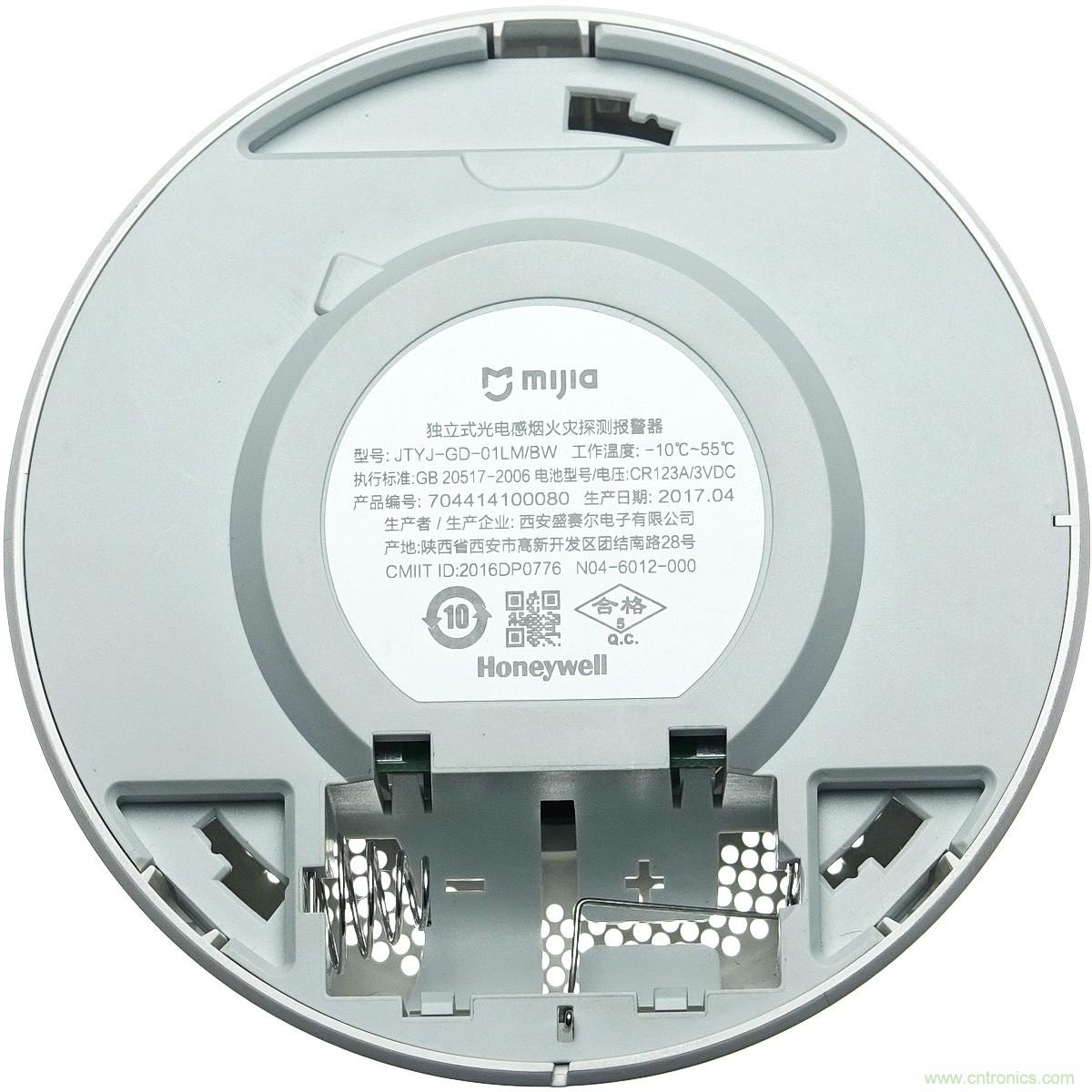 小米煙霧報警器拆解：一顆電池可用五年是如何做到的？