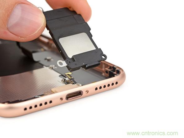 iPhone 8首拆：無線充電版本的iPhone 7？